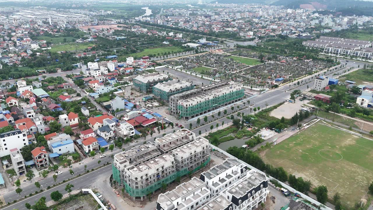 Phân khu Ngôi Sao Mới nằm hai bên đường Đỗ Mười, sát khu dân cư hiện trạng